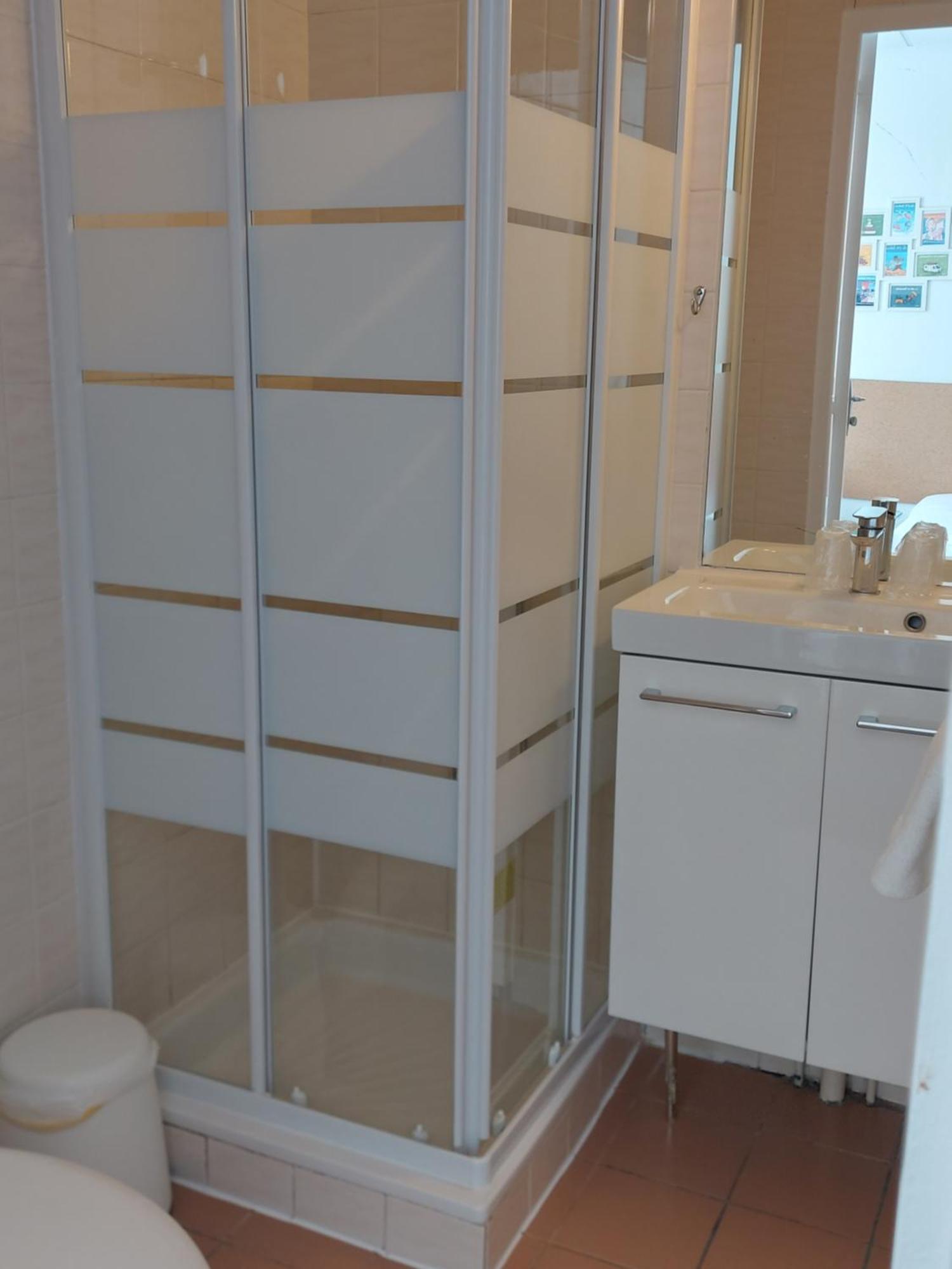 Hotel De Normandie Saint-Aubin-Sur-Mer  Room photo